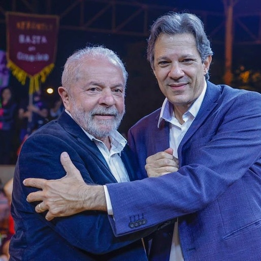 <a href='http://www.ouropretoonline.com/modules/news/article.php?storyid=117674'>Sob Lula, Brasil amarga o maior rombo de estatais do sculo; veja</a>