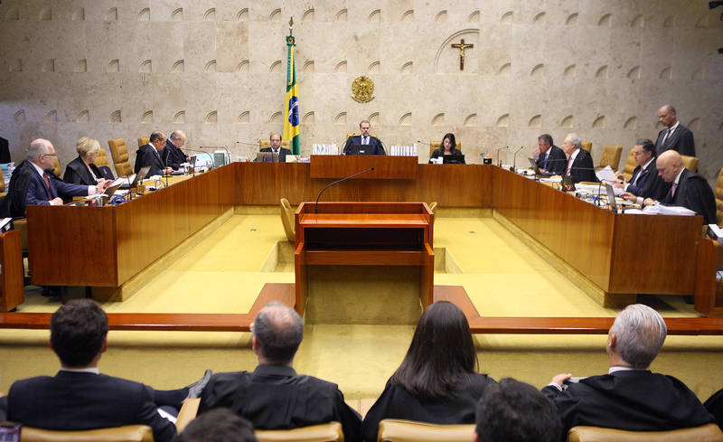 <a href='http://www.ouropretoonline.com/modules/news/article.php?storyid=117677'>Ministros do STF tm o segundo maior salrio da Amrica do Sul</a>